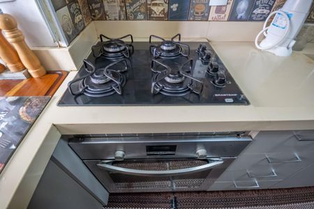 Apartamento à venda com 50m², 2 quartos e 1 vaga Apartamento à venda com 50m², 2 quartos e 1 vagaCozinha e Área de Serviço