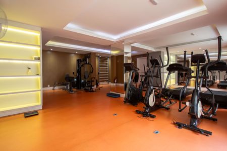 Apartamento à venda com 50m², 2 quartos e 1 vaga Apartamento à venda com 50m², 2 quartos e 1 vagaÁrea comum - Academia