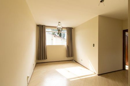 Sala de apartamento para alugar com 3 quartos, 61m² em Vila Izabel, Curitiba