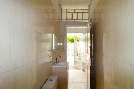 Banheiro de casa para alugar com 1 quarto, 40m² em Vila Bela, São Paulo