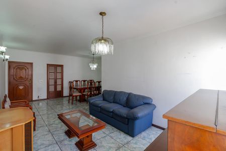 Apartamento à venda com 100m², 2 quartos e 1 vaga Apartamento à venda com 100m², 2 quartos e 1 vagaSala
