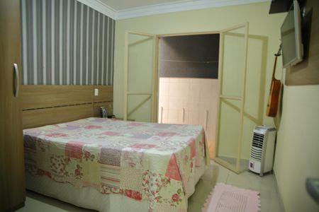 Casa à venda com 122m², 2 quartos e 2 vagasQuarto 1 