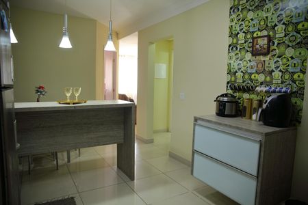 Casa à venda com 122m², 2 quartos e 2 vagasCozinha 