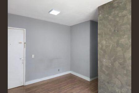 Sala  de apartamento à venda com 2 quartos, 54m² em Jardim Flor da Montanha, Guarulhos