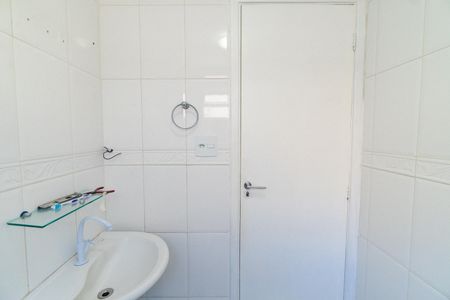 Apartamento à venda com 87m², 3 quartos e 1 vaga Apartamento à venda com 87m², 3 quartos e 1 vagaBanheiro Social