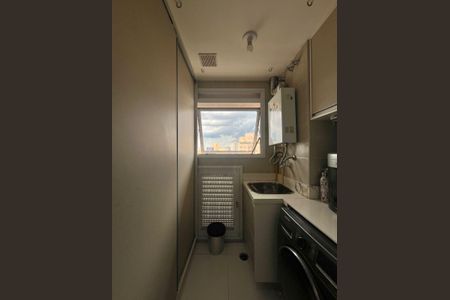 Apartamento à venda com 76m², 3 quartos e 2 vagas Apartamento à venda com 76m², 3 quartos e 2 vagasÁrea de Serviço