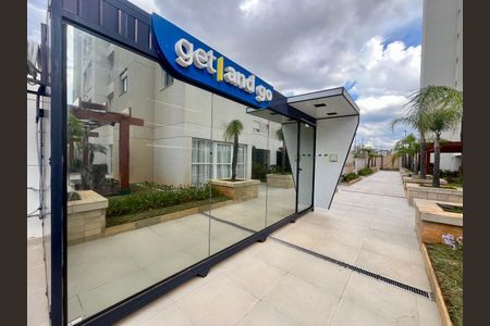 Apartamento à venda com 76m², 3 quartos e 2 vagas Apartamento à venda com 76m², 3 quartos e 2 vagasMercado