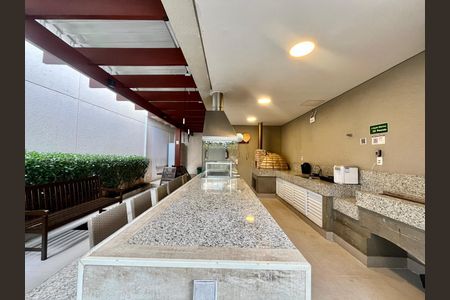 Apartamento à venda com 76m², 3 quartos e 2 vagas Apartamento à venda com 76m², 3 quartos e 2 vagasÁrea comum - Churrasqueira