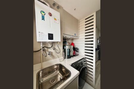 Apartamento à venda com 76m², 3 quartos e 2 vagas Apartamento à venda com 76m², 3 quartos e 2 vagasÁrea de Serviço