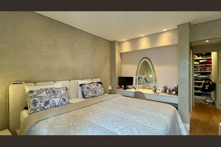 Apartamento à venda com 130m², 3 quartos e 2 vagasSuite