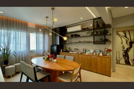 Apartamento à venda com 130m², 3 quartos e 2 vagasSala de Jantar