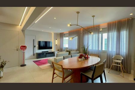 Apartamento à venda com 130m², 3 quartos e 2 vagasSala de Jantar