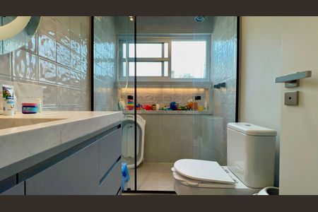 Apartamento à venda com 130m², 3 quartos e 2 vagasBanheiro