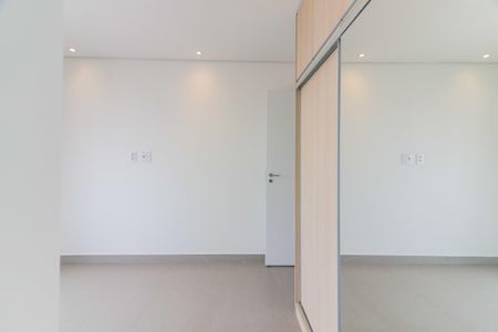 Apartamento para alugar com 84m², 3 quartos e 2 vagas Apartamento para alugar com 84m², 3 quartos e 2 vagasSuíte