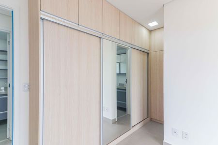Apartamento para alugar com 84m², 3 quartos e 2 vagas Apartamento para alugar com 84m², 3 quartos e 2 vagasSuíte