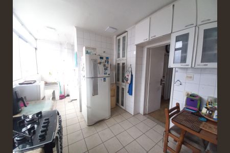 Apartamento para alugar com 150m², 4 quartos e 1 vaga Apartamento para alugar com 150m², 4 quartos e 1 vagaCozinha