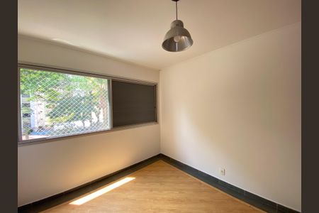 Apartamento à venda com 140m², 3 quartos e 2 vagasQuarto 2