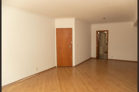 Apartamento à venda com 140m², 3 quartos e 2 vagasSala