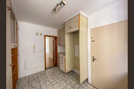 Apartamento à venda com 140m², 3 quartos e 2 vagasCozinha