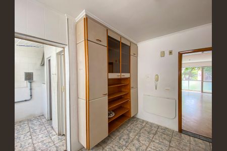 Apartamento à venda com 140m², 3 quartos e 2 vagasCozinha