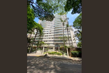 Apartamento à venda com 140m², 3 quartos e 2 vagasFachada