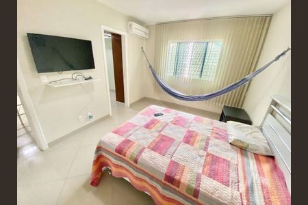 Casa à venda com 3 quartos, 200m² em Vargem Grande, Rio de Janeiro