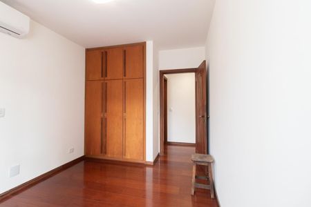 Apartamento para alugar com 159m², 3 quartos e 2 vagas Apartamento para alugar com 159m², 3 quartos e 2 vagasQuarto 1
