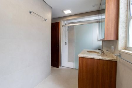 Apartamento para alugar com 159m², 3 quartos e 2 vagas Apartamento para alugar com 159m², 3 quartos e 2 vagasBanheiro da Suíte