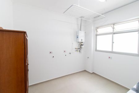 Apartamento para alugar com 159m², 3 quartos e 2 vagas Apartamento para alugar com 159m², 3 quartos e 2 vagasÁrea de Serviço