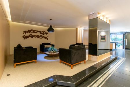 Apartamento para alugar com 159m², 3 quartos e 2 vagas Apartamento para alugar com 159m², 3 quartos e 2 vagasHall de entrada