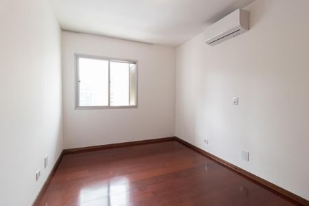 Apartamento para alugar com 159m², 3 quartos e 2 vagas Apartamento para alugar com 159m², 3 quartos e 2 vagasQuarto 1