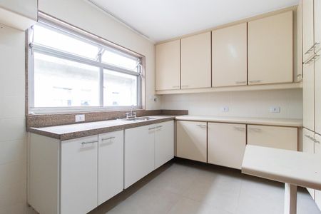 Apartamento para alugar com 159m², 3 quartos e 2 vagas Apartamento para alugar com 159m², 3 quartos e 2 vagasCozinha