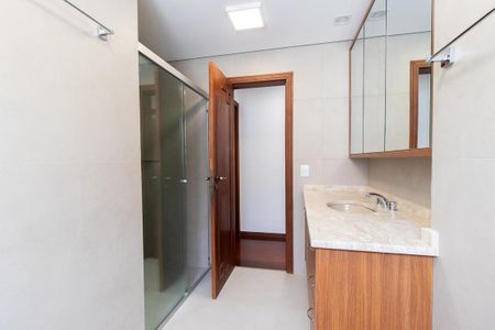 Apartamento para alugar com 159m², 3 quartos e 2 vagas Apartamento para alugar com 159m², 3 quartos e 2 vagasBanheiro Social