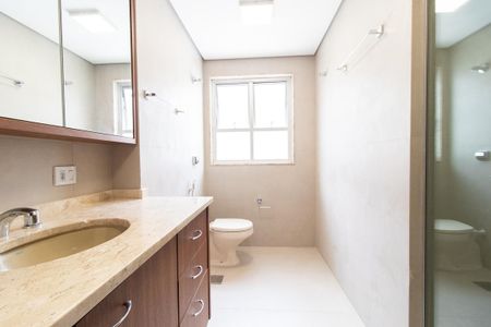 Apartamento para alugar com 159m², 3 quartos e 2 vagas Apartamento para alugar com 159m², 3 quartos e 2 vagasBanheiro Social