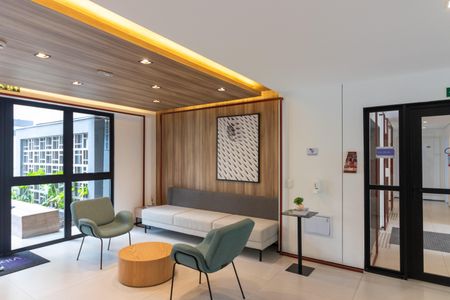 Apartamento para alugar com 36m², 2 quartos e sem vaga Apartamento para alugar com 36m², 2 quartos e sem vagaHall Social/Coworking