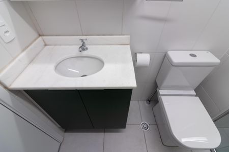 Apartamento para alugar com 36m², 2 quartos e sem vaga Apartamento para alugar com 36m², 2 quartos e sem vagaBanheiro