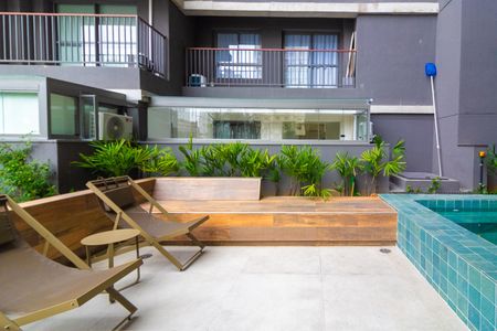 Studio para alugar com 30m², 1 quarto e sem vagaPiscina