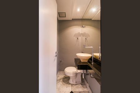 Apartamento para alugar com 254m², 4 quartos e 4 vagas Apartamento para alugar com 254m², 4 quartos e 4 vagasLavabo