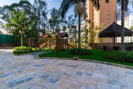 Apartamento para alugar com 254m², 4 quartos e 4 vagas Apartamento para alugar com 254m², 4 quartos e 4 vagasÁrea comum