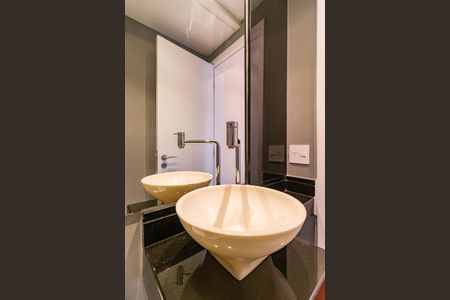 Apartamento para alugar com 254m², 4 quartos e 4 vagas Apartamento para alugar com 254m², 4 quartos e 4 vagasLavabo