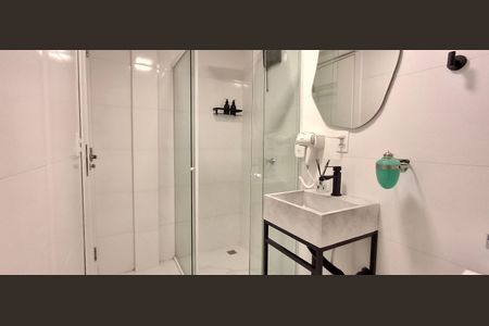 Apartamento para alugar com 40m², 1 quarto e sem vaga Apartamento para alugar com 40m², 1 quarto e sem vagaBanheiro da Suíte