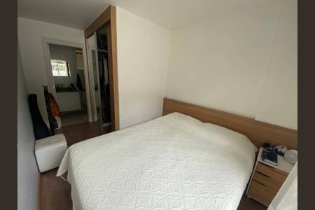 Apartamento à venda com 80m², 2 quartos e 1 vagaSuíte