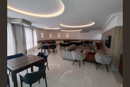 Apartamento à venda com 80m², 2 quartos e 1 vagaÁrea comum