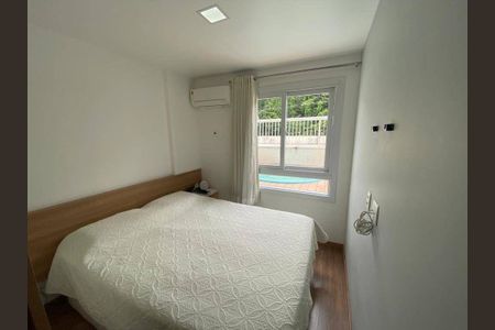 Suíte de apartamento à venda com 2 quartos, 80m² em Badu, Niterói