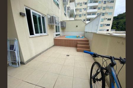 Apartamento à venda com 80m², 2 quartos e 1 vagavaranda