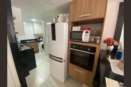 Apartamento à venda com 80m², 2 quartos e 1 vagaCozinha