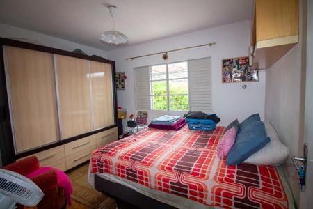 Casa à venda com 252m², 3 quartos e 2 vagas Casa à venda com 252m², 3 quartos e 2 vagasQuarto 1