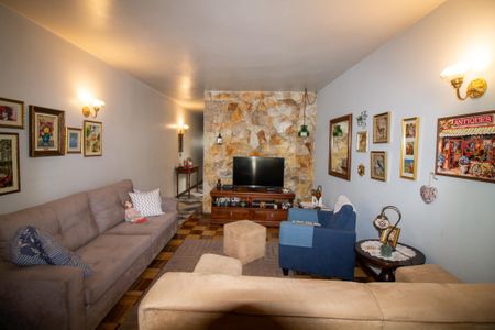 Casa à venda com 252m², 3 quartos e 2 vagas Casa à venda com 252m², 3 quartos e 2 vagasSala / Sala de Jantar