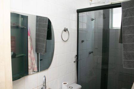 Apartamento à venda com 70m², 3 quartos e 1 vaga Apartamento à venda com 70m², 3 quartos e 1 vagaBanheiro Social
