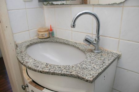 Apartamento à venda com 70m², 3 quartos e 1 vaga Apartamento à venda com 70m², 3 quartos e 1 vagaBanheiro Social